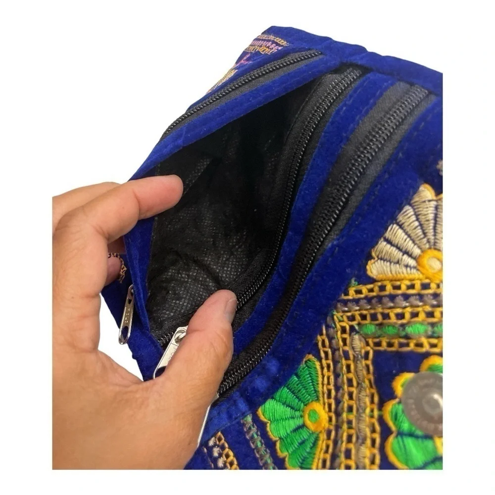 Traditional Ethnic Asian Velvet Mobile / Money Purse/ Bag With Flower Embroidery